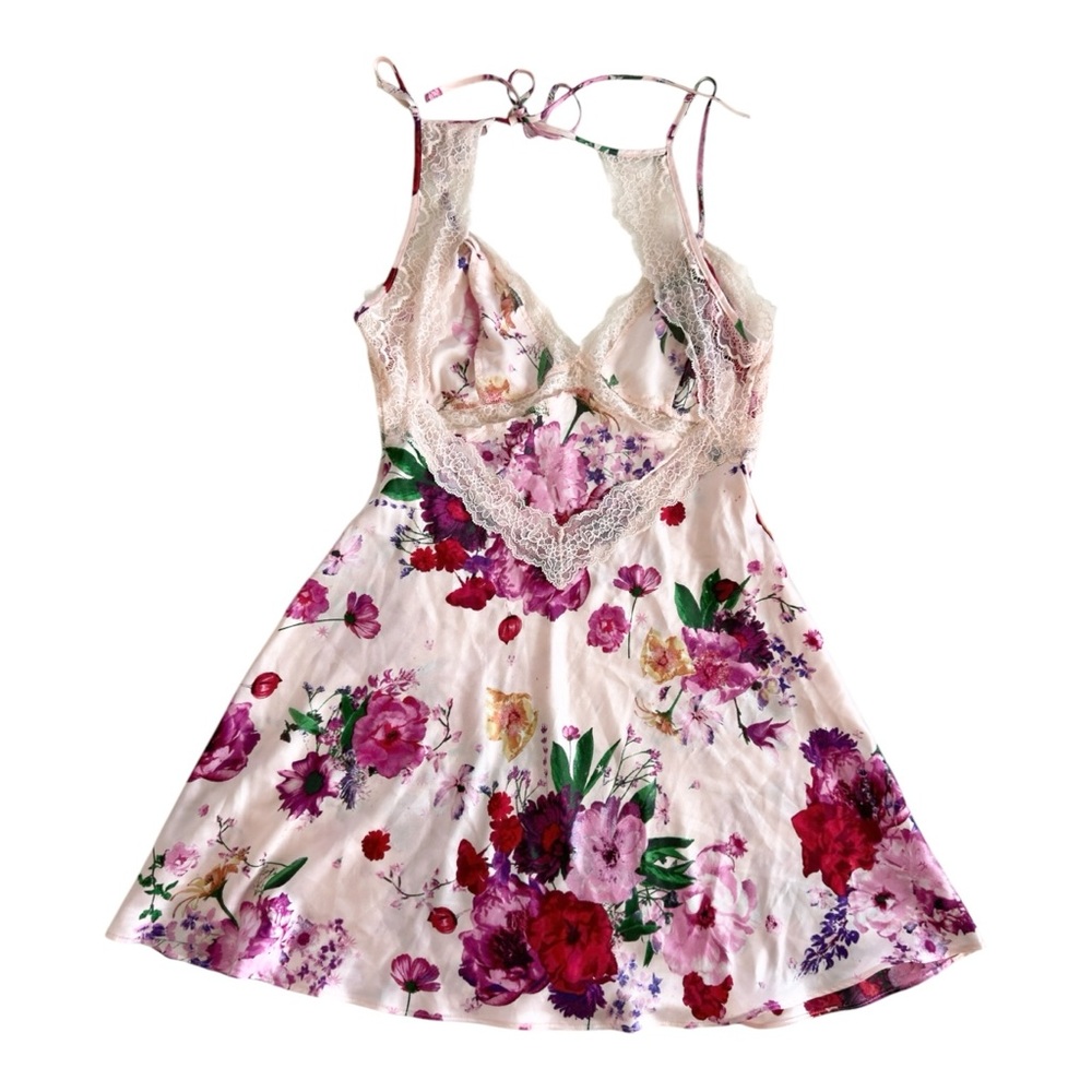 Victoria Secret Stretch Satin Floral Lace Cutout Slip Pink Size S - Picture 6 of 8